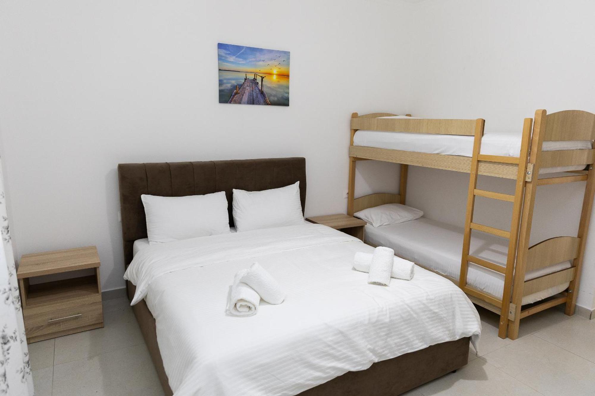 Hotel Paradise Шкодер Экстерьер фото